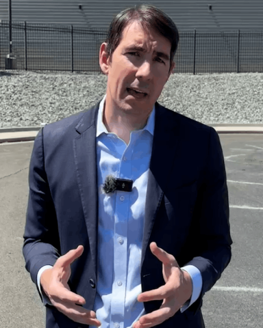 Rep. Harder inspecting the Stockton ICE facility